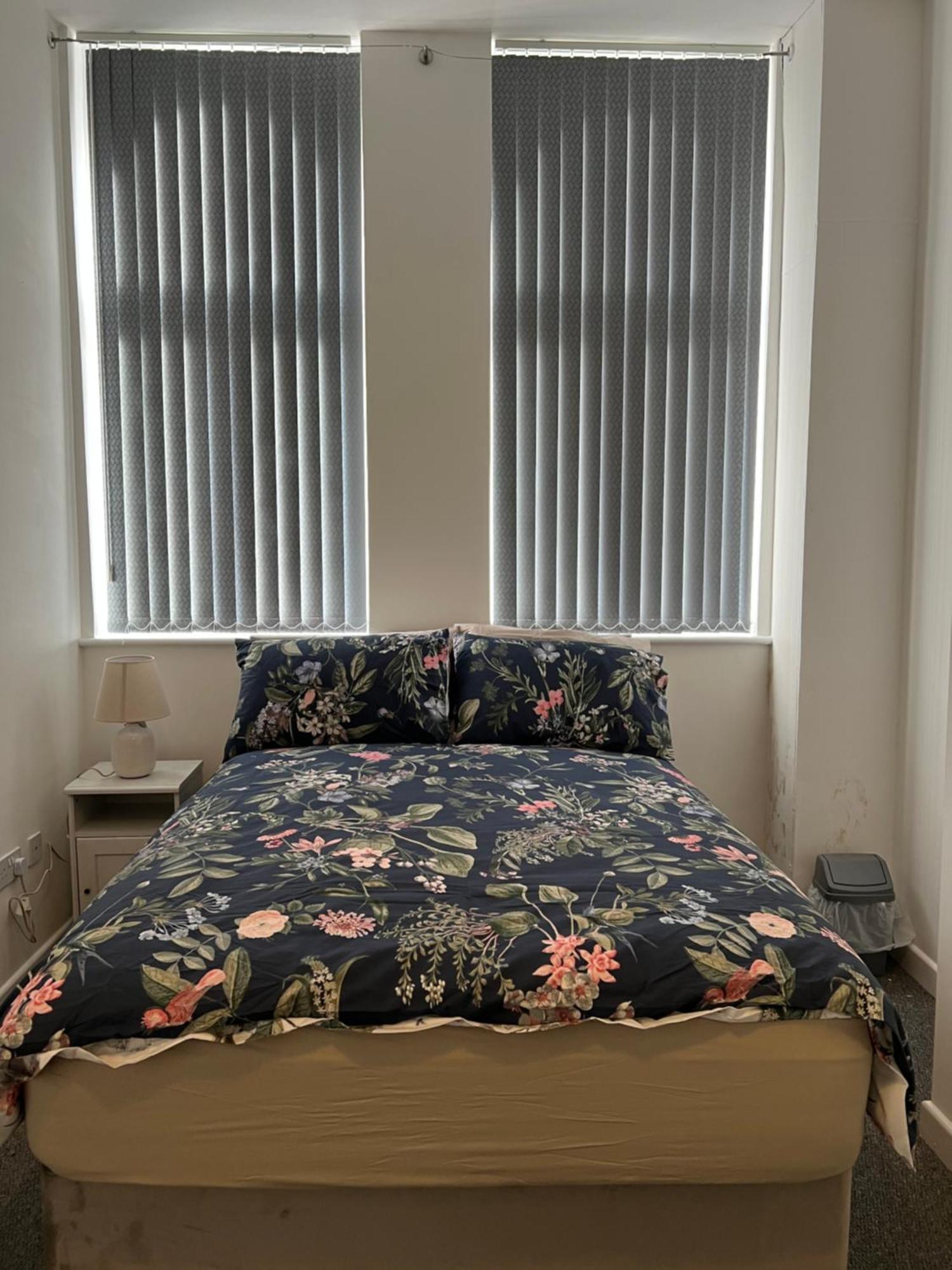 2 Bedroom City Centre Apartment 35 Victoria Street Ливърпул Екстериор снимка