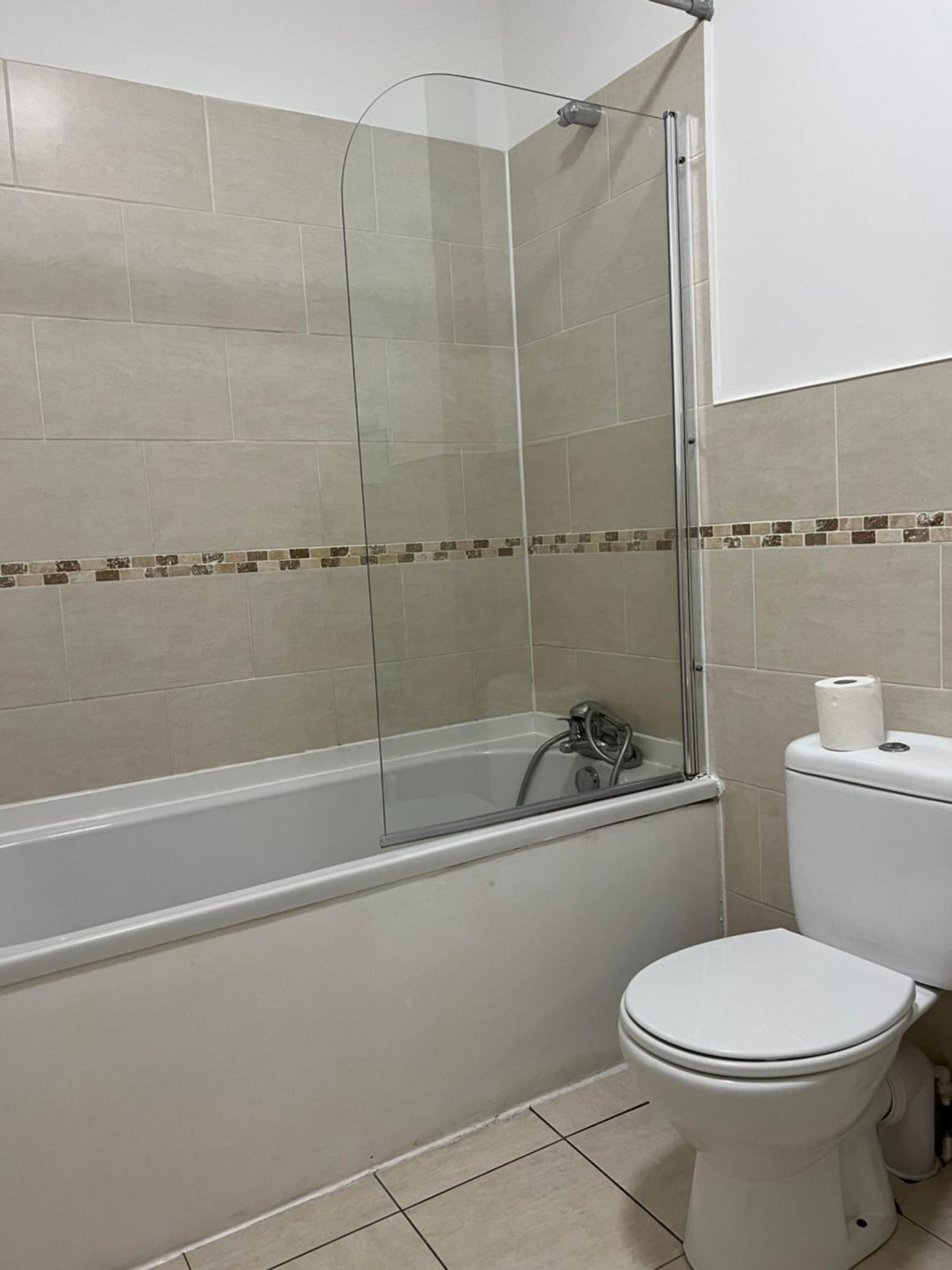 2 Bedroom City Centre Apartment 35 Victoria Street Ливърпул Екстериор снимка